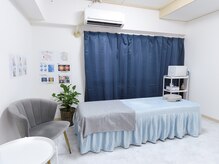 アイケアラボ 北千住駅前店(アイケアLaBo)の雰囲気（明るい店内で視覚がすっきりと！[マッサージ 整体 ヘッドスパ]　）