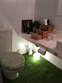 アロマアンドボディデザインサロン アースカラー 自由が丘(EARTH COLOR)/トイレ