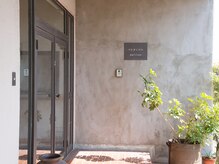 マシェリ(ma cherie)/ペリカンビル入口