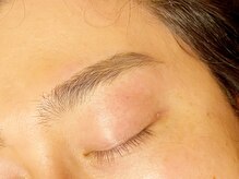 コモレビ(comorebi)/Men's眉スタイリングも可能！