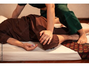 ルアン サバーイ(RuenSabai)の写真/強もみ好きも納得のパワフルな指圧と、辛く重いコリも芯から解きほぐす本格技術◎体全体が軽くなるのを実感