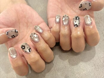 ワイズビューティー 本町店(y's beauty)の写真/【パラジェル導入店】ワンカラーもアートもハイクオリティ&プチプラ実現！ライフスタイルに合わせてご提案!