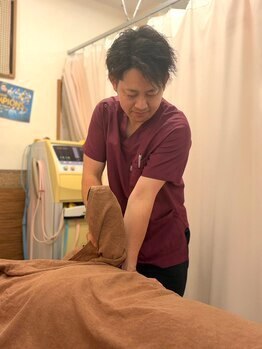 江戸川名倉整骨院の写真/【腰痛・姿勢矯正に】骨盤の歪みを整えて腰の負担を軽減◎ボキボキしない矯正で初めての方も安心です！
