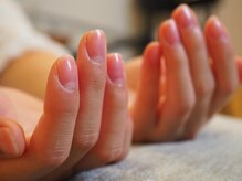 大人気美爪・育爪ケア/丁寧なケアで健康で丈夫な爪へ