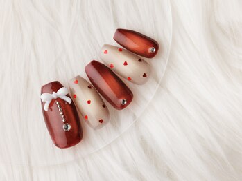 ヴァンネイル(VINGT NAIL nail&eye beauty)/ミニハート×ガーリーネイル