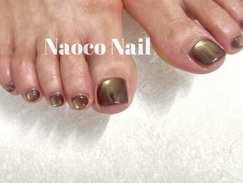ナオコネイル(Naoco Nail)の写真/角質ケア付フットネイルで素足に自信を！フットケアと癒やしのマッサージをご堪能ください☆
