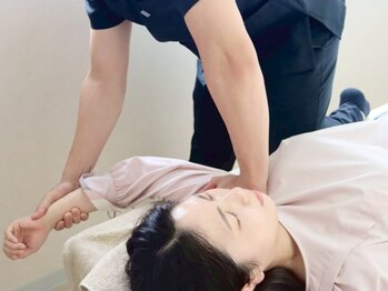 ナオル整体 藤沢院(NAORU整体)の写真/【日常生活の癖で歪んだ身体、首肩にアプローチ】AI診断付本格整体で根本改善！一時的な不調改善から卒業！