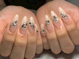 ビジュ―ネイル