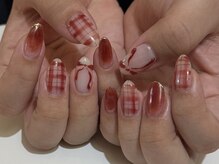 冬らしいボルドーネイル