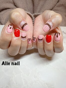 アリーネイル(Alie nail)/