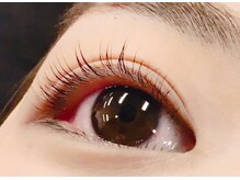 パリジェンヌラッシュで下がりまつげの方もぱっちりEYEに★