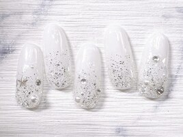 ホワイトネイル