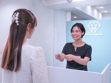 ホワイトニングカフェ 福岡天神店/☆受付後、お席へご案内します