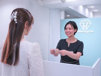 ホワイトニングカフェ 福岡天神店/☆受付後、お席へご案内します