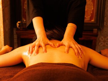 ロパナジャパン(ROPANA JAPAN)の写真/【インド伝統の深部ケア】インド政府公認セラピストによる贅沢90分コース。お仕事終わりにも。
