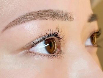 ブルーアイズ 学芸大学店(BLUE EYES)/似合わせ まつげパーマ+美眉