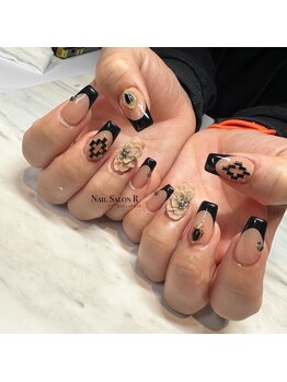 ネイルサロン R/スタイリングコース