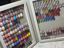 約180色のカラーからお選びいただけます