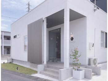 ラリール(Larire)/ 店舗外観