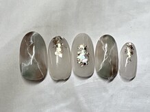 アミュレット(AMULET)/8月定額　6050円(税込)