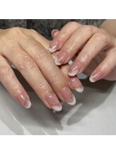 ミントリーフ バイ リート(Mint leaf by Reat)/変形フレンチ× ゴールドライン