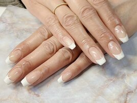 グラデーションorフレンチネイル