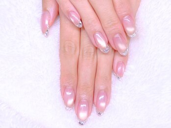 ネイチャン 神楽坂本館(Nai-Chan)の写真/シンプル可愛いデザインが人気◎飽きない王道モテネイルで気分上げる★豊富な定額デザインもパラジェルで♪