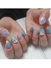 ミーナネイル(MNnail)/Vカットストーンは別途追加料金