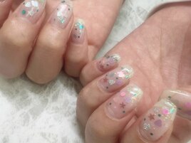 キラキラつめ放題♪