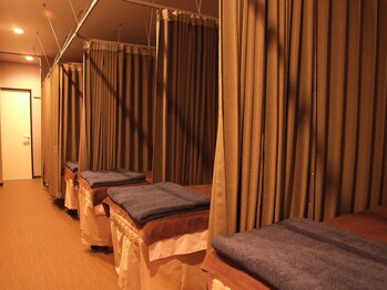 台湾式リラクサロン 楽来(らくらい)銀座四丁目店/【店内紹介】施術室