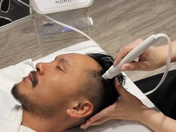 アンジェーム(angeame)/ハイドロスプラッシュで頭皮洗浄