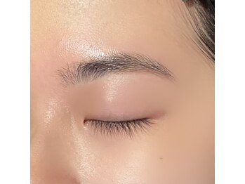 ビューステージ アイブロウサロン 吉祥寺/自然アーチ眉デザイン