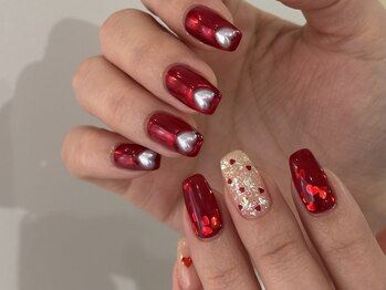 コンフィ(comfy)/バレンタインネイル