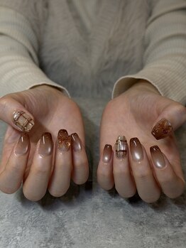 ロミー(Rommy)/ブラウンネイル