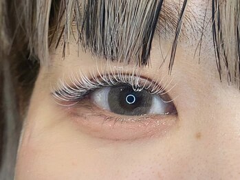 アイラッシュ アンド ネイルスタジオ ゼン(Zen)/ホワイトのみで個性的に♪