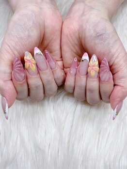 アメリー(amery)の写真/【トレンドに合わせた似合わせネイルを実現☆】フリーデザインコースがオススメ☆持ち込みデザインOK◎