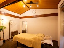Relaxation Saron Ruuの雰囲気（完全個室で落ち着く空間）