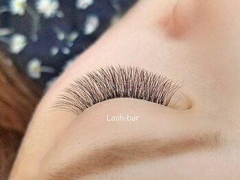 ラッシュバー カノア 緑地公園店(Lash-bar KANOA)の写真/【スクール認定サロン】最軽量でモチの良さが話題の《フラットラッシュ》導入♪少数スタッフでゆったり施術