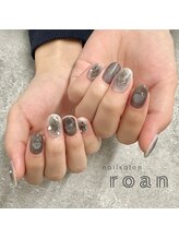 ロアンネイル(roan nail)/