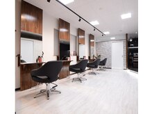 ヘアステージ ラヴァフロー(Hair stage Loverflow)の雰囲気（美容室併設サロン★個室で施術いたします。同日予約可です。）