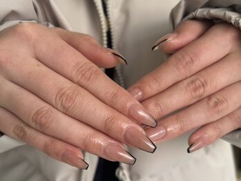 パレット(Palette)の写真/《オフィスネイルやカジュアルに仕上げたい方も》指先に"丁度良い華やかさ"を実現！カラーも丁寧に作成☆