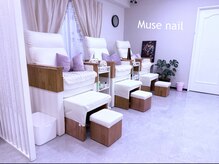 ミューズネイル(muse nail)の雰囲気（体勢が疲れにくいフットチェア）