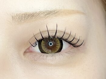 リリー(Lily)の写真/【まつ毛パーマ¥3300/パリジェンヌ¥6050/ マツエク60本¥4950~】お好みに合わせてメニューをご提案☆