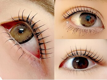 ライフセカンド(LIFE 2ND)の写真/駐車場有◎美容室LIFE2ND内のトータルビューティーを叶えるサロンで理想の目元を丁寧にカウンセリング☆