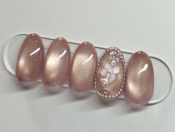 ホリーホック ネイル 仙台泉(HollyHock Nail)/甘すぎない大人可愛いデザイン