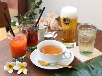 モンデマス ルーム/フリードリンクをご用意。