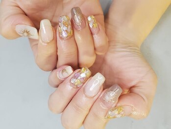 ケー フレーバー ネイル(K flavor nail)/シェル埋め込み　太陽　月