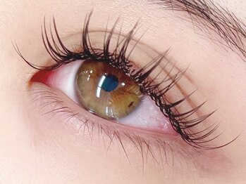 ベーシック 町田本店(Basic)の写真/【Basic15周年★5900円】バインドロック120束360本まで付け放題☆絶妙なボリュ-ム感で目力UP◎1番人気！！