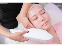 ファニービー 吹田店/肌の代謝を上げる光フェイシャル