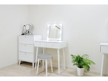 ポーラ 常盤中学校前(POLA)/女優ミラー完備　メイクスペース